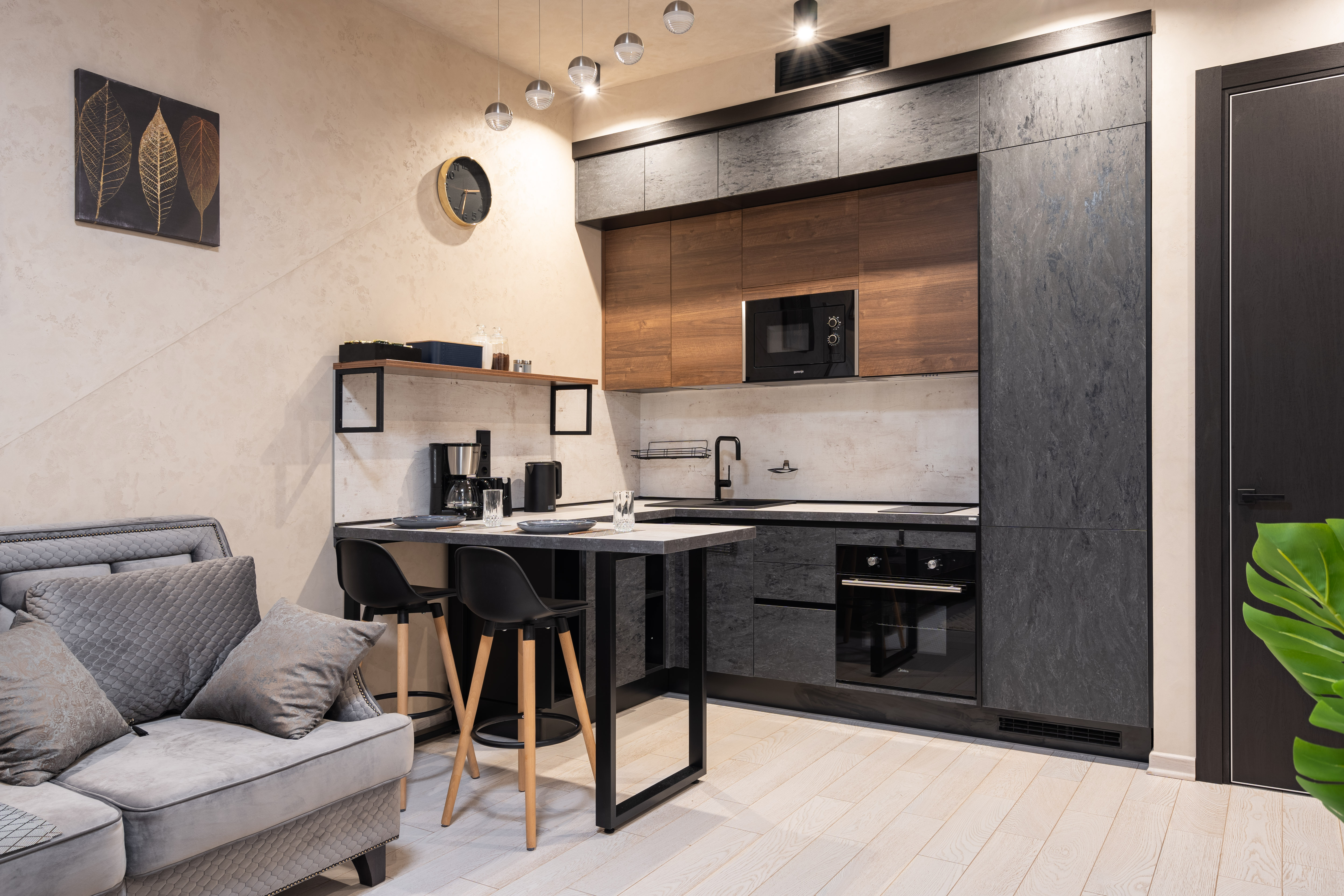 Прямая кухня Нова Blackstone 300х230х60 с верхом